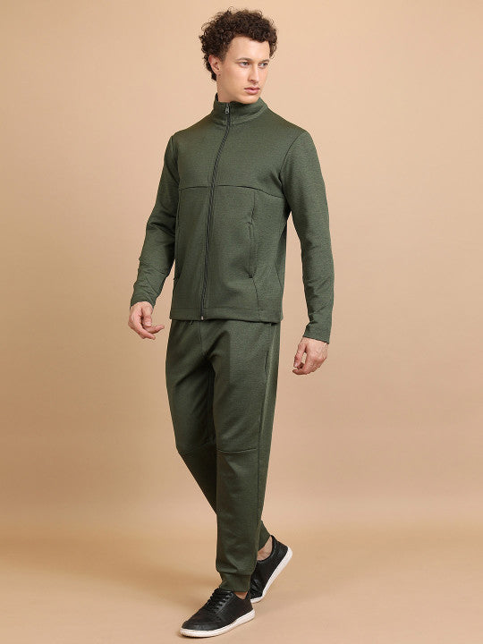 HIGHLANDER Mock Collar Sweatshirt & Trackpant
