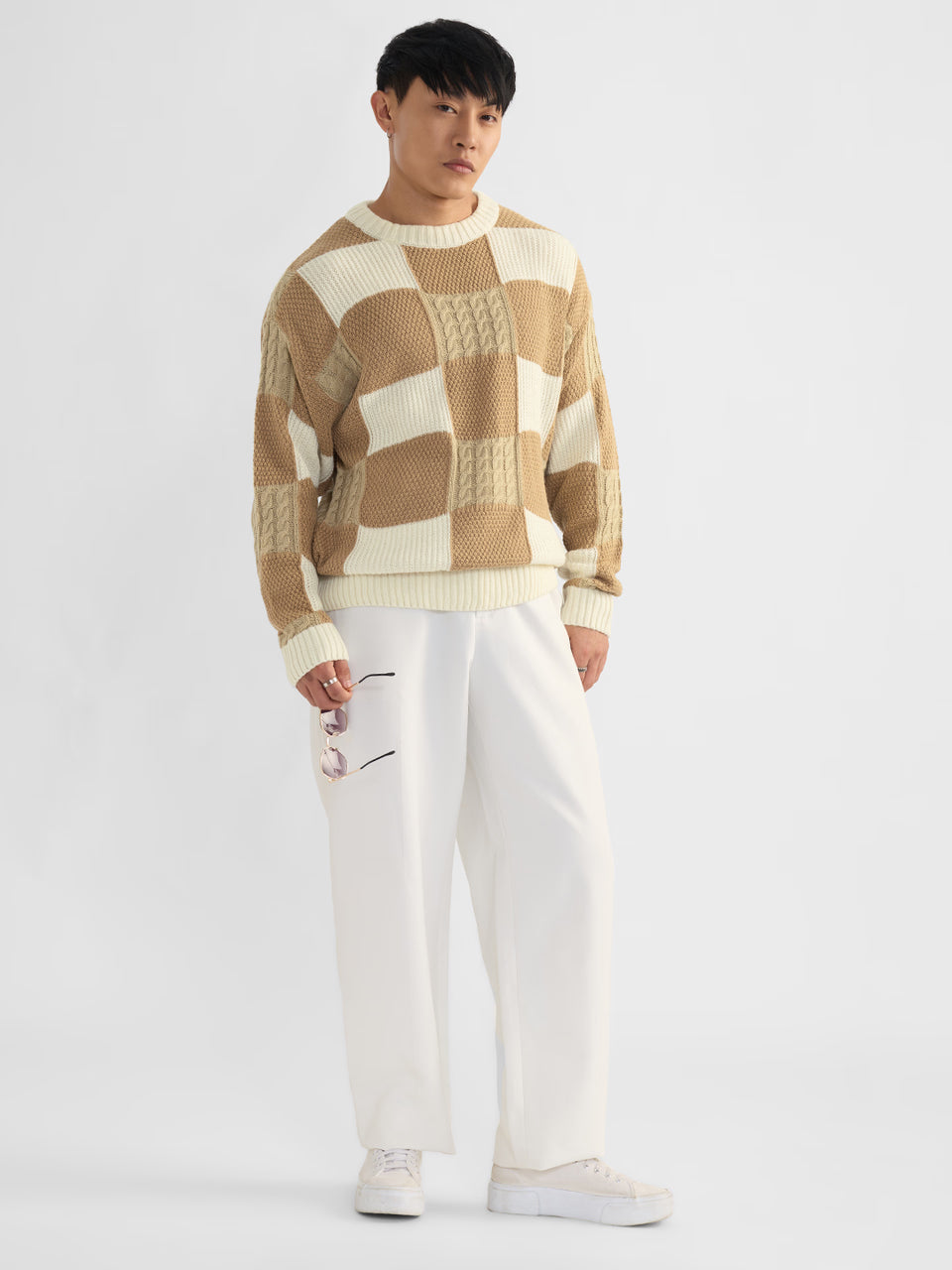 Oversized Sweater: Snow Drift